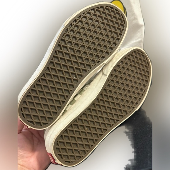 ❌SOLD❌ Rare Vans Old Skool DX Rose Embroidery Marshmallow Skate Shoes - Picture 4 of 4